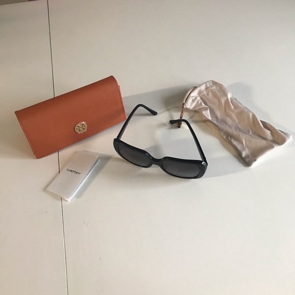 Tory Burch Sunglasses - Picture 1 of 4